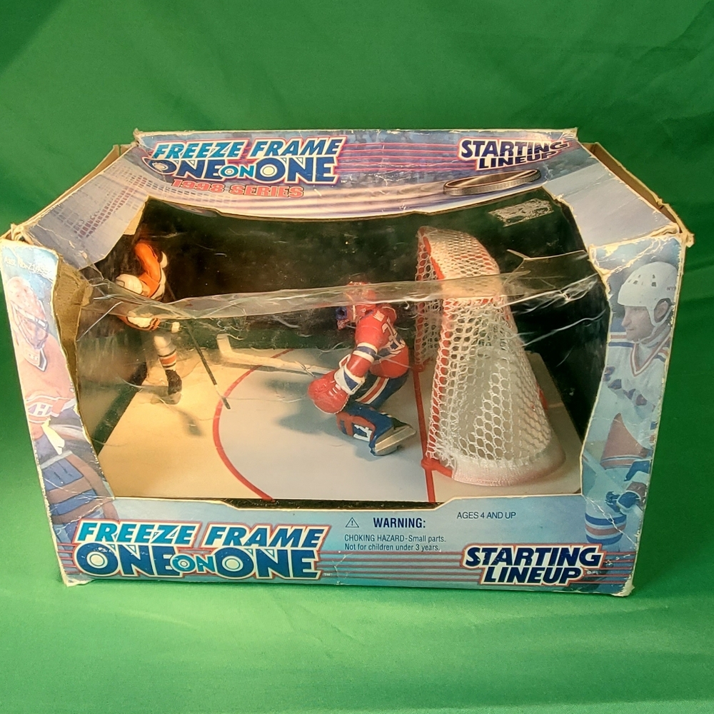 Vintage 1998 Starting Lineup NHL Freeze Frame One On One Lindros V Moog
